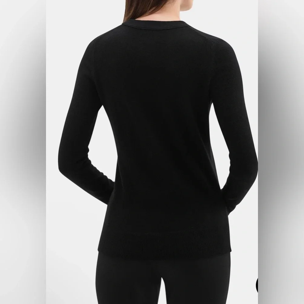 THEORY Black Crewneck Sweater Cashmere Silk S NWOT